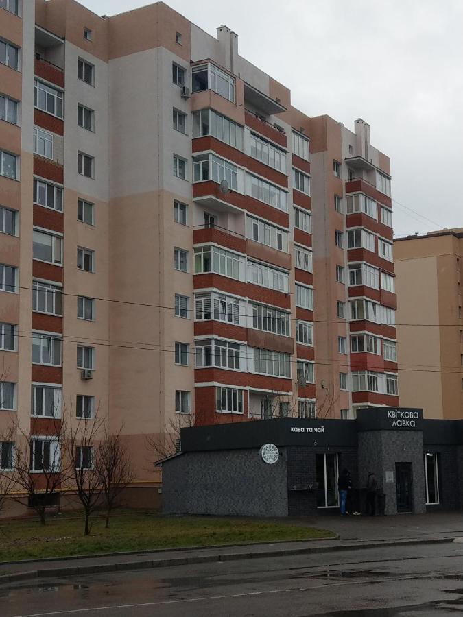 однокімнатна квартира в новобудові по Мельника Рівне Екстер'єр фото
