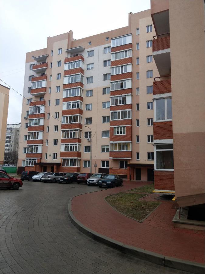 однокімнатна квартира в новобудові по Мельника Рівне Екстер'єр фото